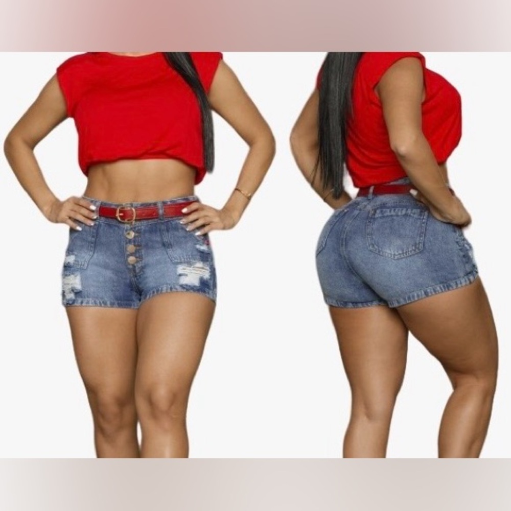 NWT 🇨🇴 Denim Blue Women's Shorts with Red belt Size: 3 (USA) 8 (Col)